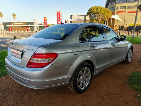 Mercedes-Benz - C180 Blue Efficiency