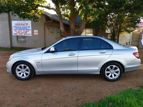 Mercedes-Benz - C180 Blue Efficiency