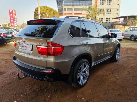 BMW - X5 3.0D 7 Seater