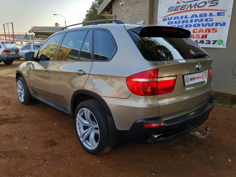 BMW - X5 3.0D 7 Seater