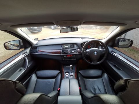 BMW - X5 3.0D 7 Seater