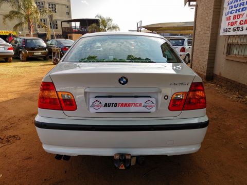 BMW - 325i Exclusive