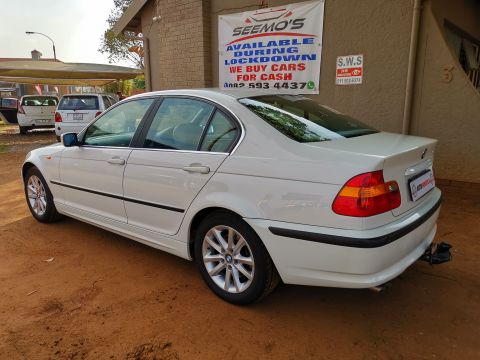 BMW - 325i Exclusive