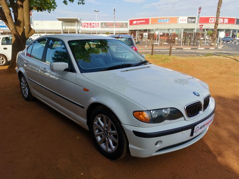 BMW - 325i Exclusive