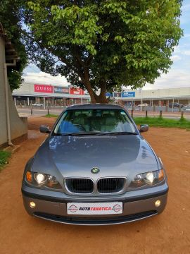 BMW - 318i E46