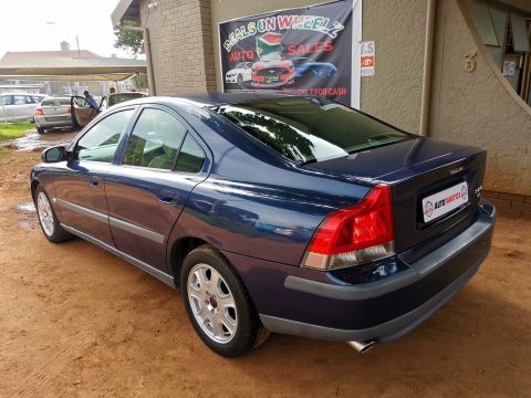 Volvo - S60 T5 Auto 