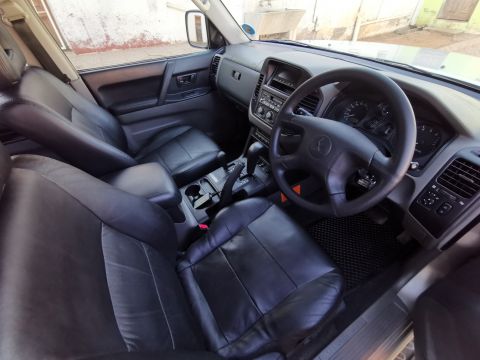 Mitsubishi - Pajero 3.2DiD GLS