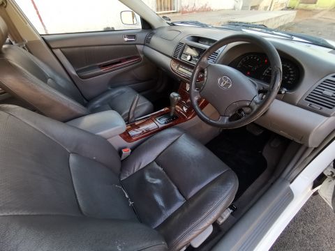 Toyota - Camry 2.4GLi 