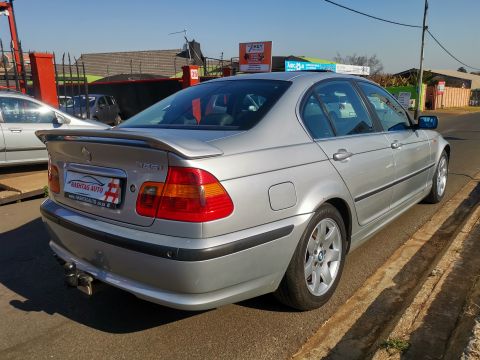 BMW - 325i Automatic 