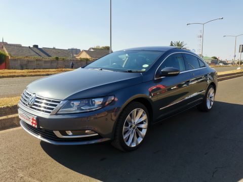 Volkswagen - Passat CC 2.0TSi