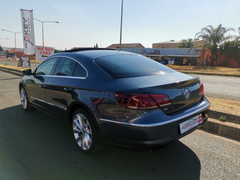 Volkswagen - Passat CC 2.0TSi