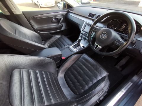 Volkswagen - Passat CC 2.0TSi