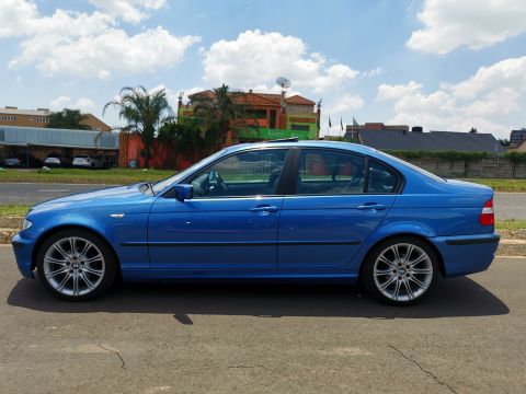 BMW - 318i Sports Pack Individual Special Edition