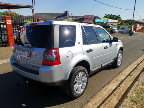 Land Rover - Freelander 2 HSE TD4 