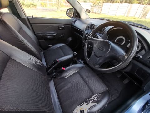 Kia - Picanto 1.1 