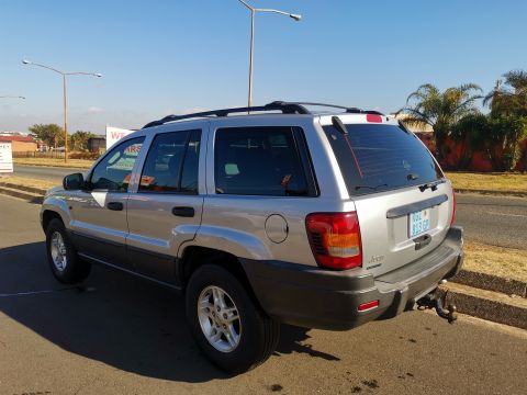 Jeep - Grand Cherokee Laredo 2.7CRD