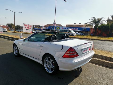 Mercedes-Benz - SLK 200 Kompressor AMG