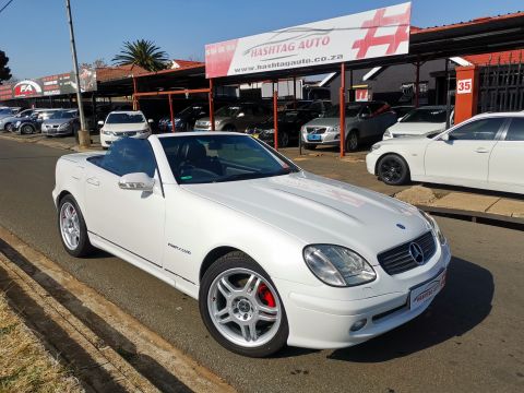 Mercedes-Benz - SLK 200 Kompressor AMG