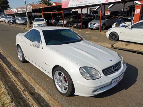 Mercedes-Benz - SLK 200 Kompressor AMG