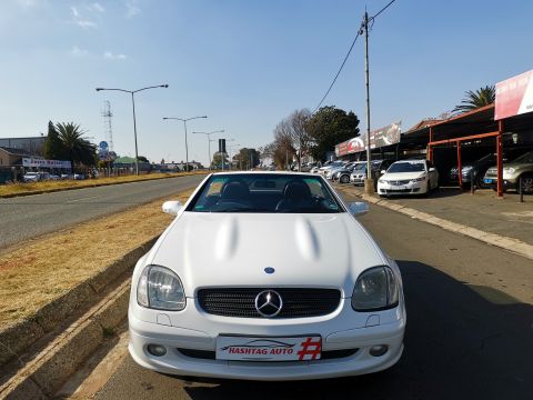 Mercedes-Benz - SLK 200 Kompressor AMG