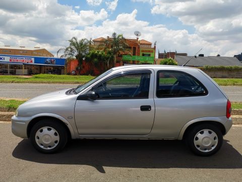 Opel - Corsa Lite Plus 