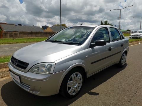 Opel - Corsa Gamma 1.7DTi