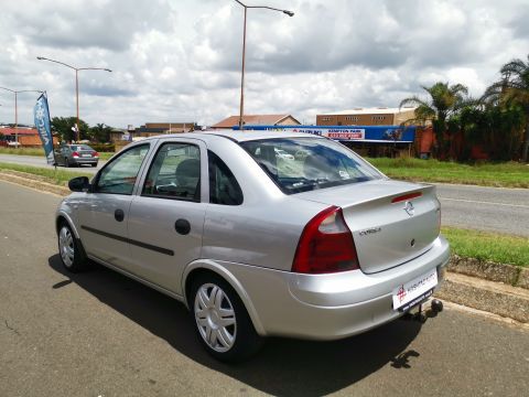 Opel - Corsa Gamma 1.7DTi