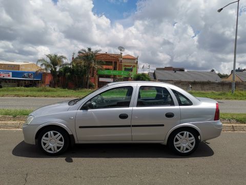 Opel - Corsa Gamma 1.7DTi