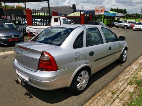 Opel - Corsa Gamma 1.7DTi