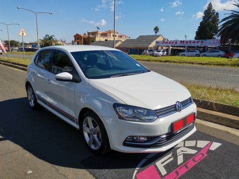 Volkswagen - Polo 1.2 TSI Comfortline