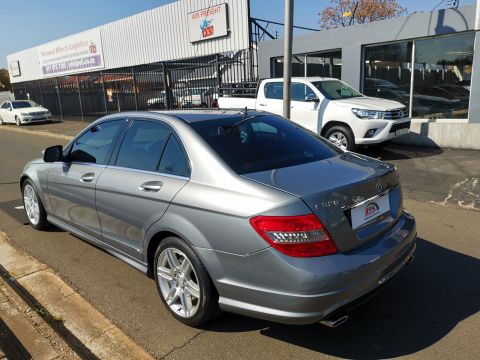 Mercedes-Benz - C320 CDI AMG 