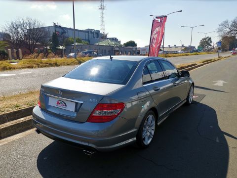 Mercedes-Benz - C320 CDI AMG 