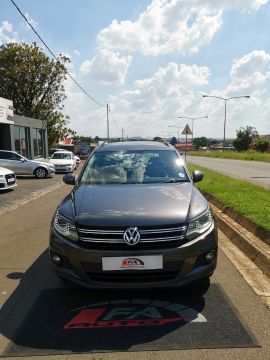 Volkswagen - Tiguan 1.4TSi