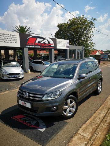 Volkswagen - Tiguan 1.4TSi