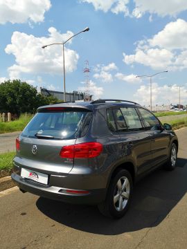 Volkswagen - Tiguan 1.4TSi