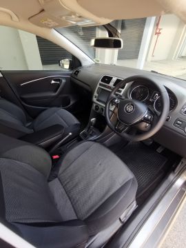 Volkswagen - Polo 1.2TSI Highline DSG