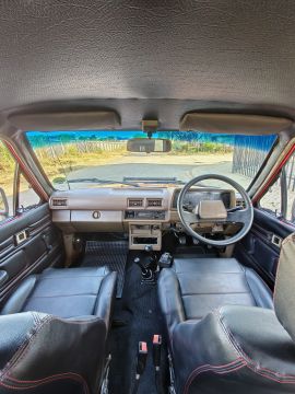 Toyota - Hilux 2.2 Double Cab 4x4