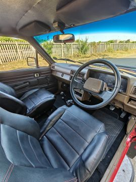 Toyota - Hilux 2.2 Double Cab 4x4