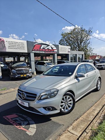 Mercedes-Benz - A180