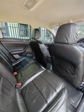 Volkswagen - Polo 1.0TSi