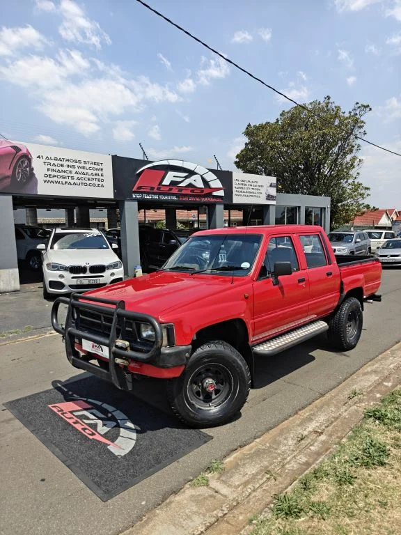 Toyota Hilux 2.2 Double Cab 4x4