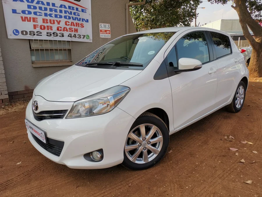 Toyota Yaris 1.3 XR 